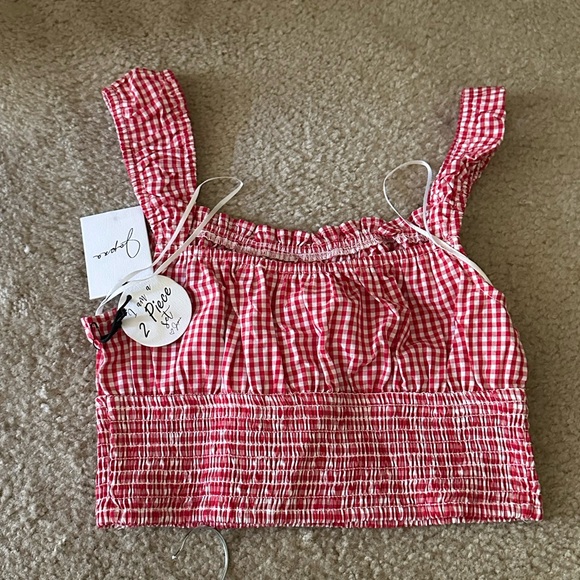 Red Gingham Two piece skirt and tank - Picture 10 of 10